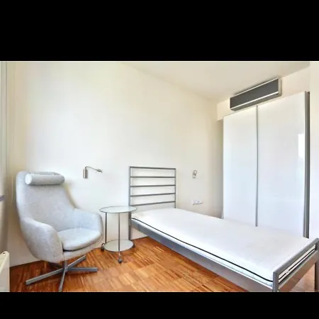 Newshause 2nd Luxury Oldtown Centre